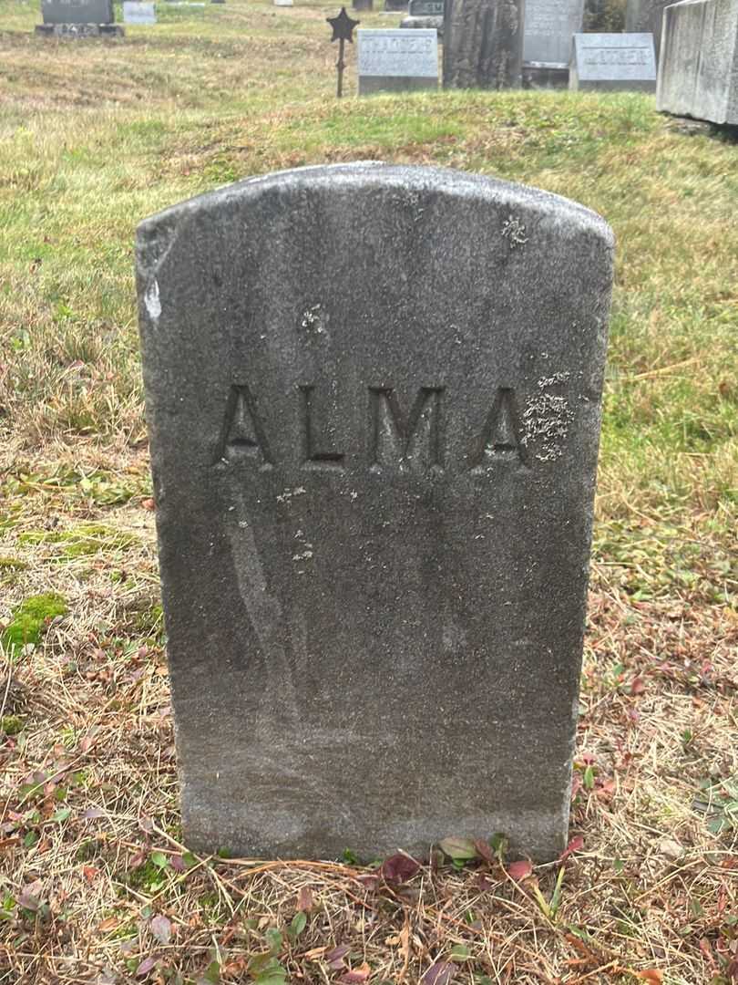 Alma Page Morse's grave. Photo 3
