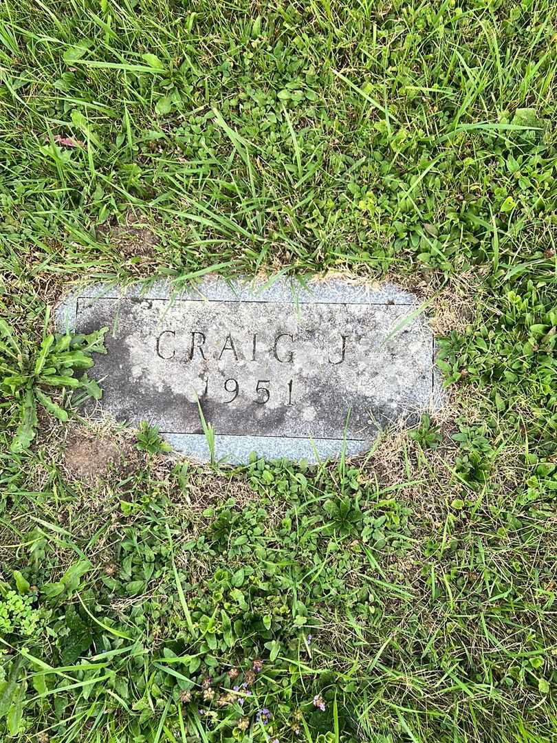 Craig J. Carpenter's grave. Photo 3