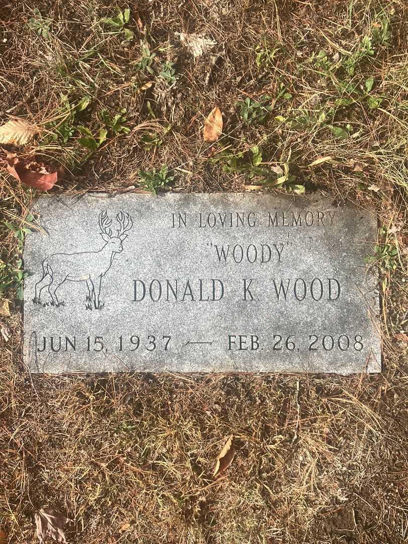 Donald K. "Woody" Wood's grave. Photo 3