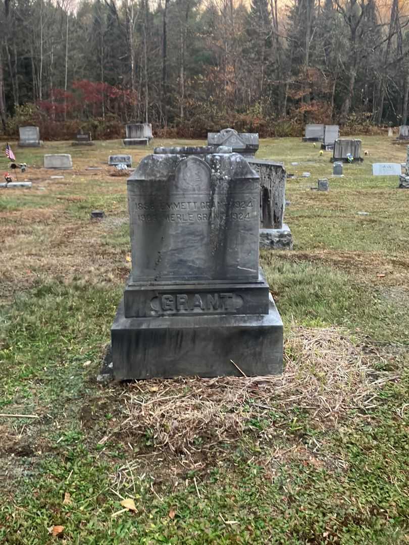 Emmett Grant's grave. Photo 1
