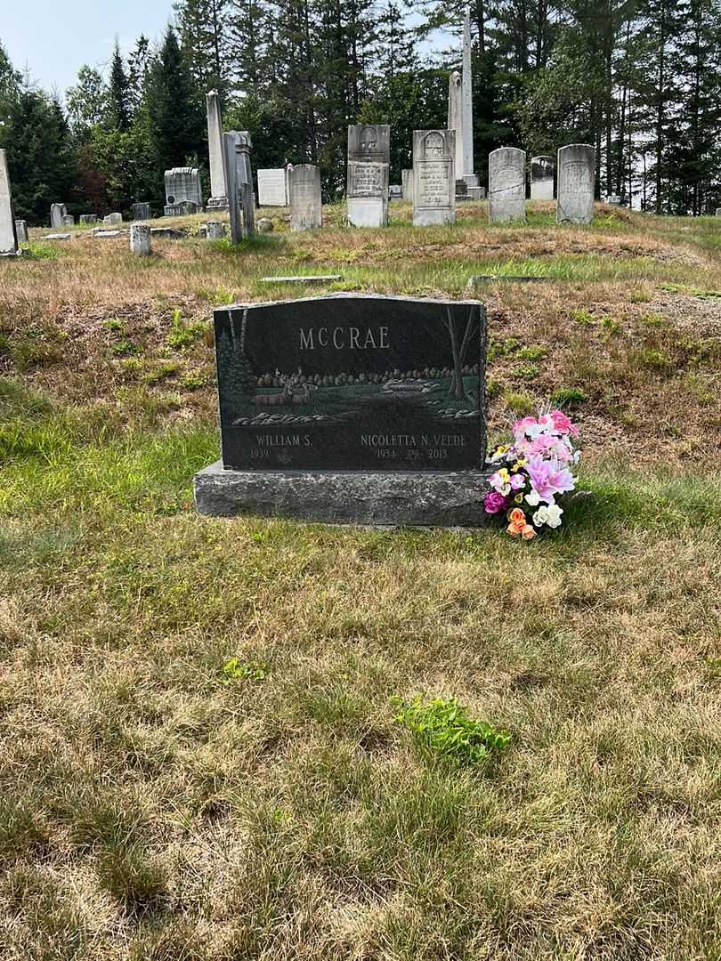 Nicoletta N. Velde McCrae's grave. Photo 1