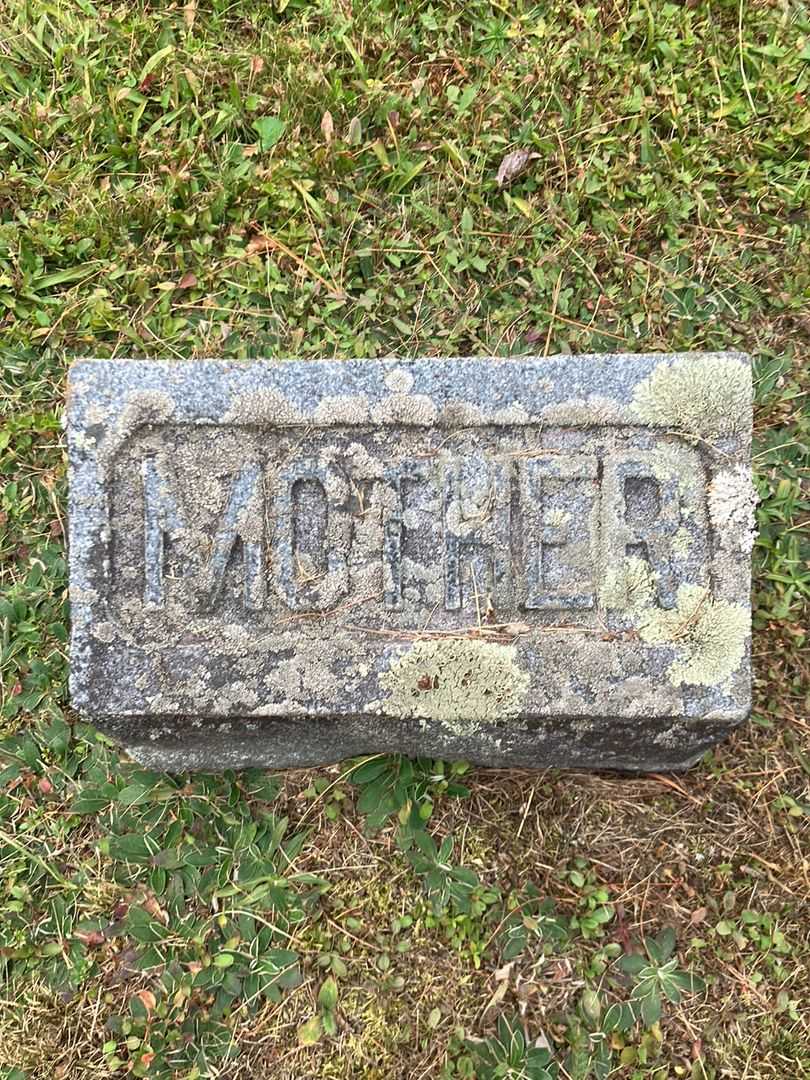 Luna K. Fisher Lavature's grave. Photo 3
