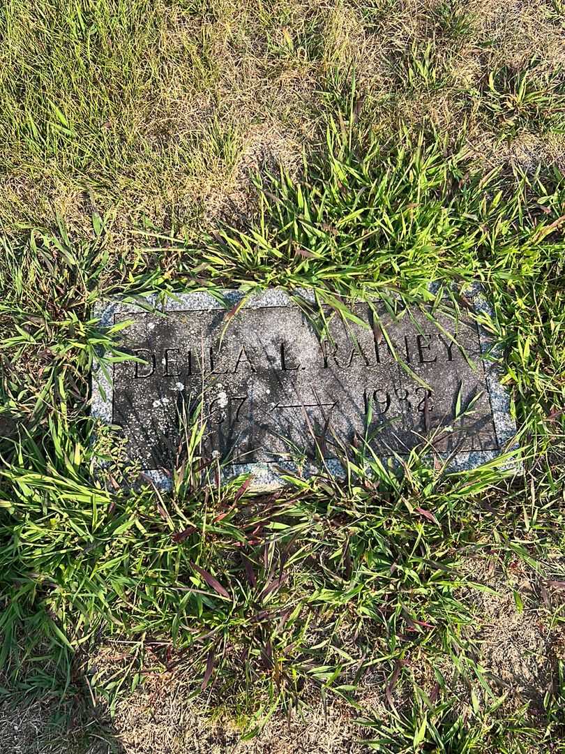 Della L. Rainey's grave. Photo 3