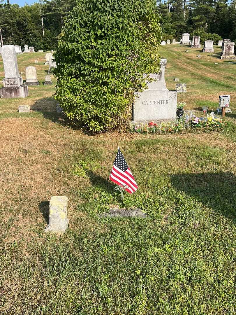 George M. Carpenter's grave. Photo 2