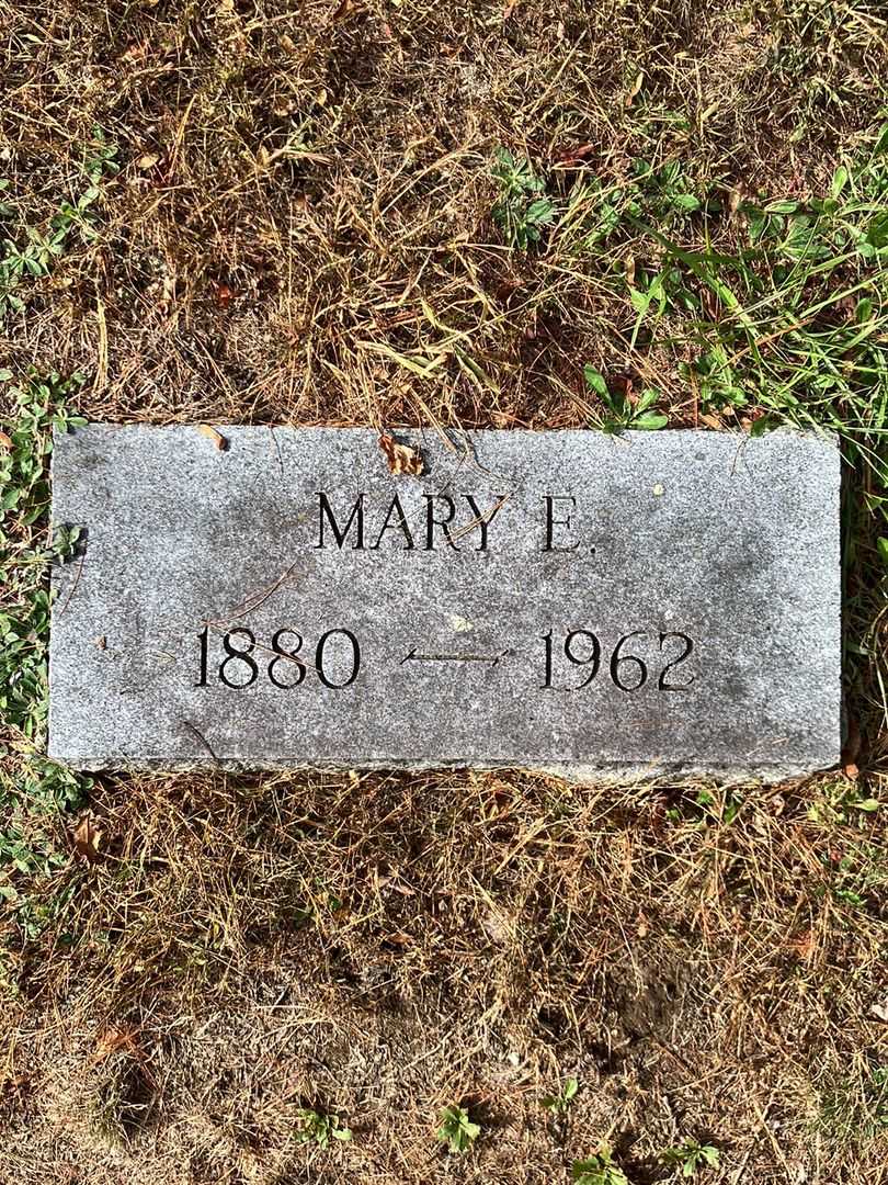 Mary E. Stockwell's grave. Photo 3