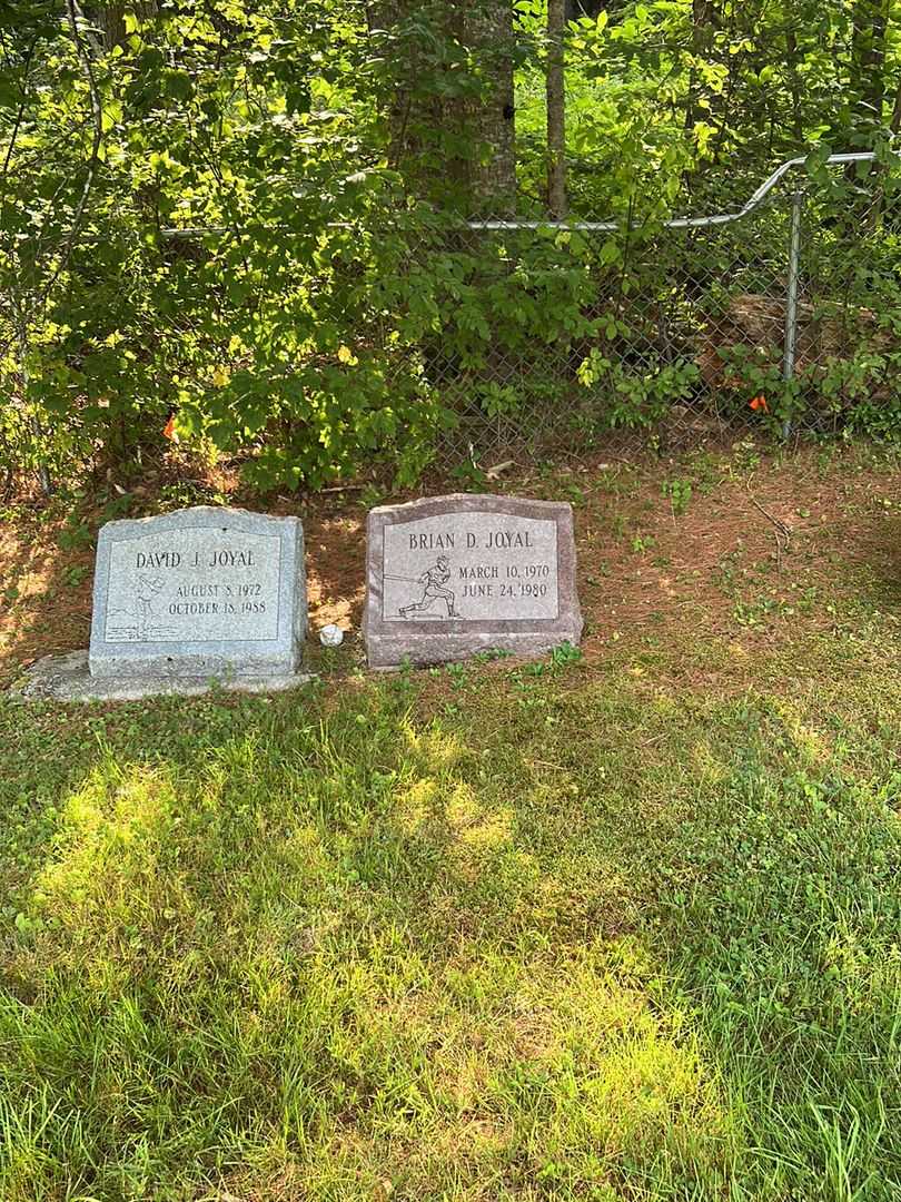 Brian D. Joyal's grave. Photo 1