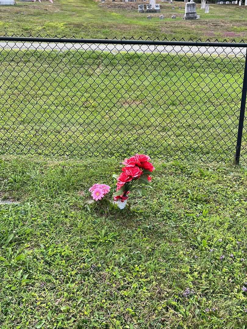 M. Elsie Vincen Brown's grave. Photo 3