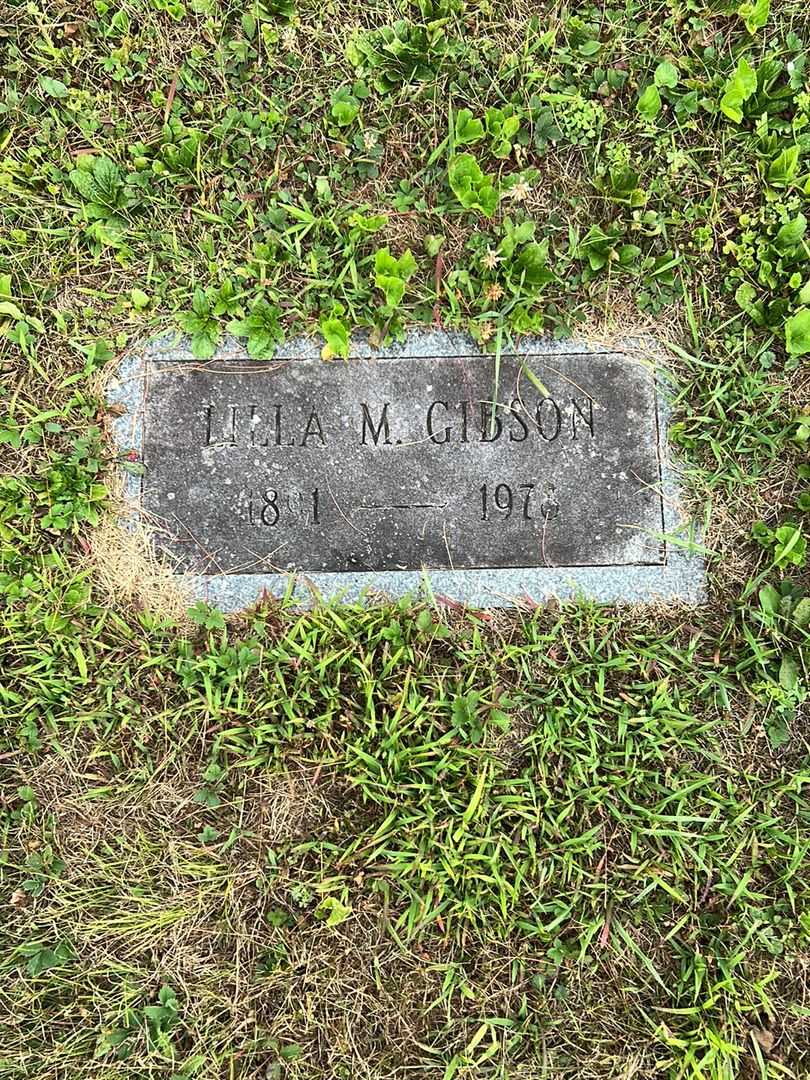 Lilla M. Gibson's grave. Photo 2