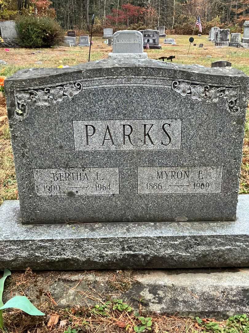 Bertha L. Parks's grave. Photo 2