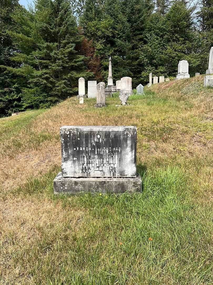 Kate L. Corey Parker's grave. Photo 1
