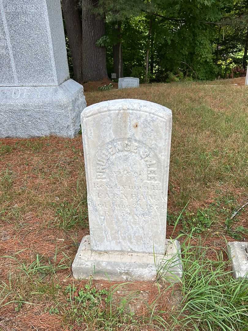 Prudence S. Lee Farnham's grave. Photo 2