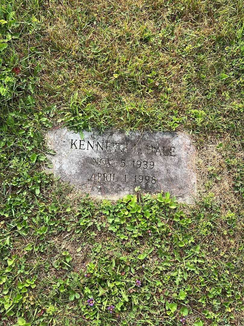 Melvin Reed Hale's grave. Photo 6