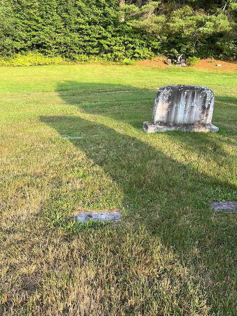 Carl R. Warren's grave. Photo 2