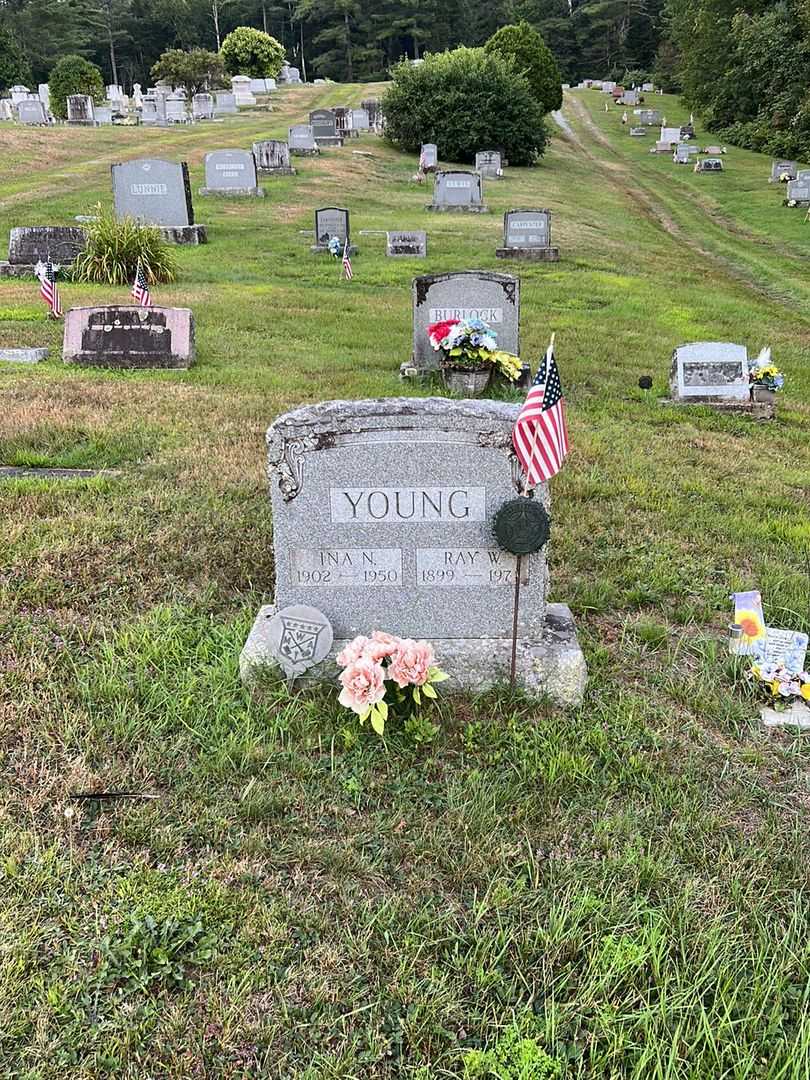 Ray W. Young's grave. Photo 1