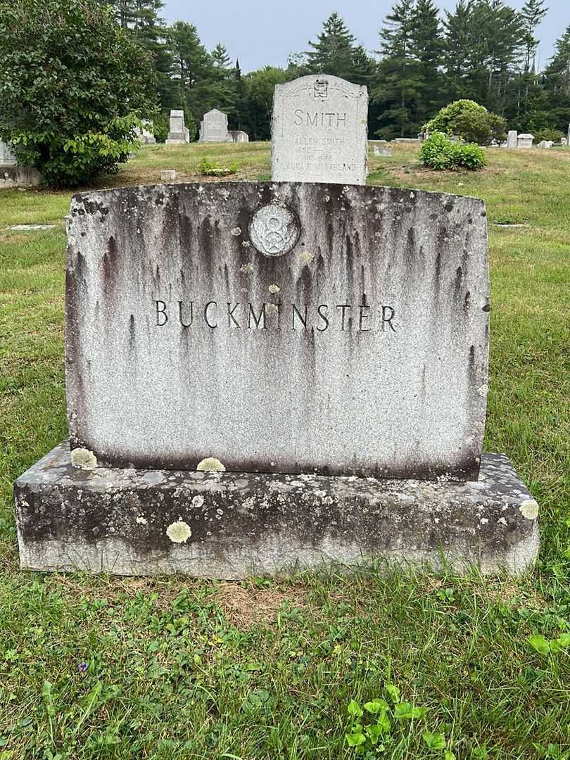 Dawn Olden's grave. Photo 1