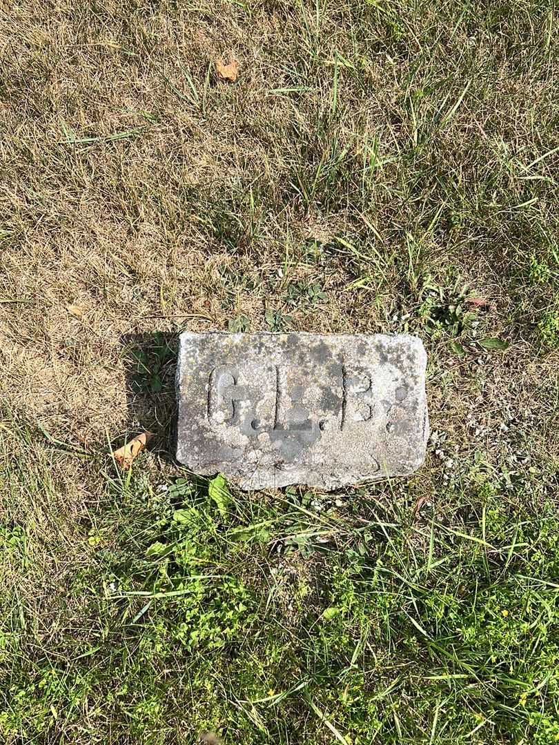 Clarence L. Bryer's grave. Photo 3