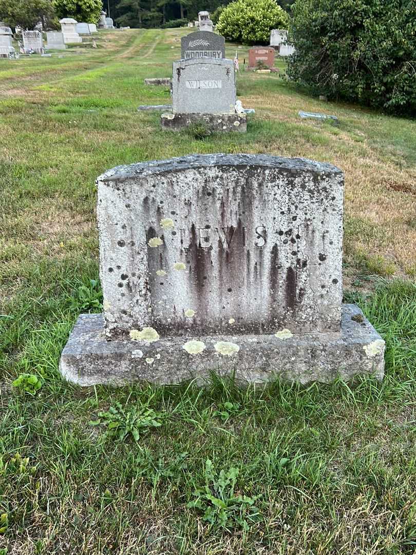Cyrus H. Lewis's grave. Photo 1