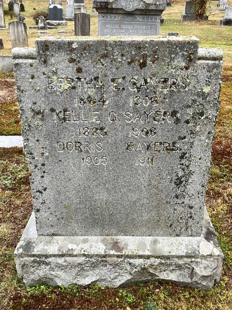 Bertha E. Sayers's grave. Photo 2