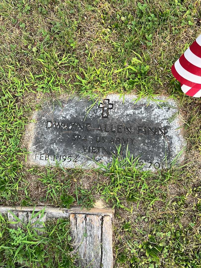 Dwayne Allen Finn's grave. Photo 2