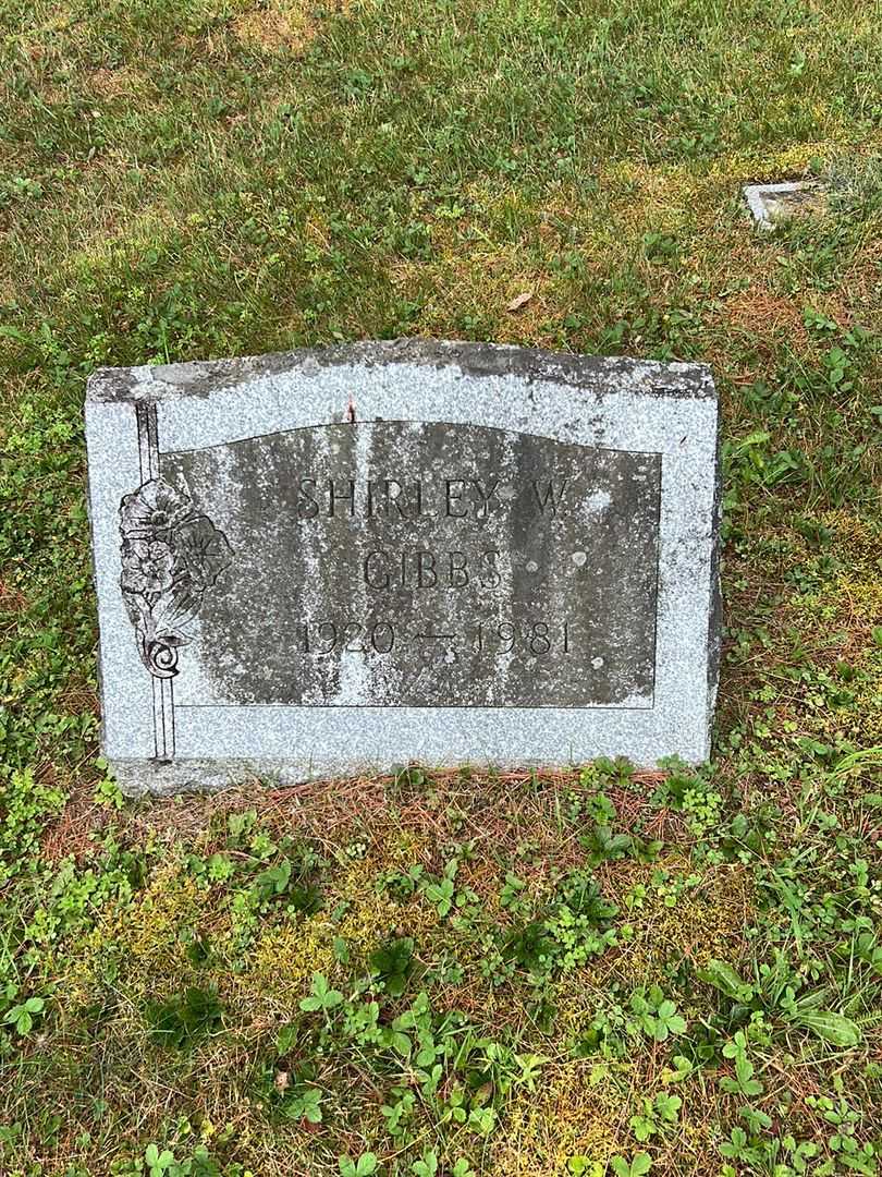 Shirley W. Gibbs's grave. Photo 2