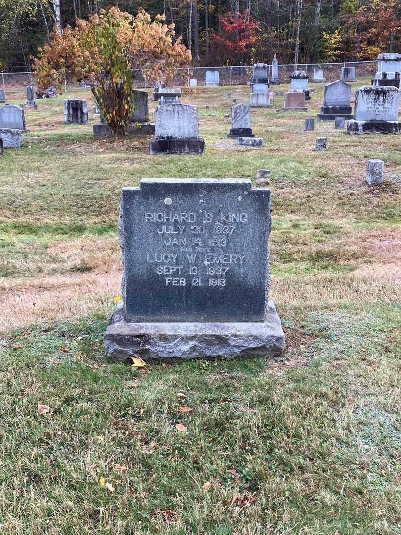Lucy W. Emery King's grave. Photo 1