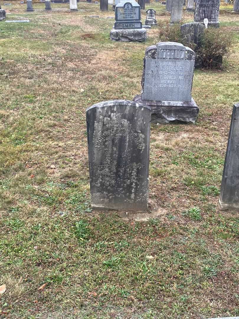 Lucius C. Woodward's grave. Photo 1