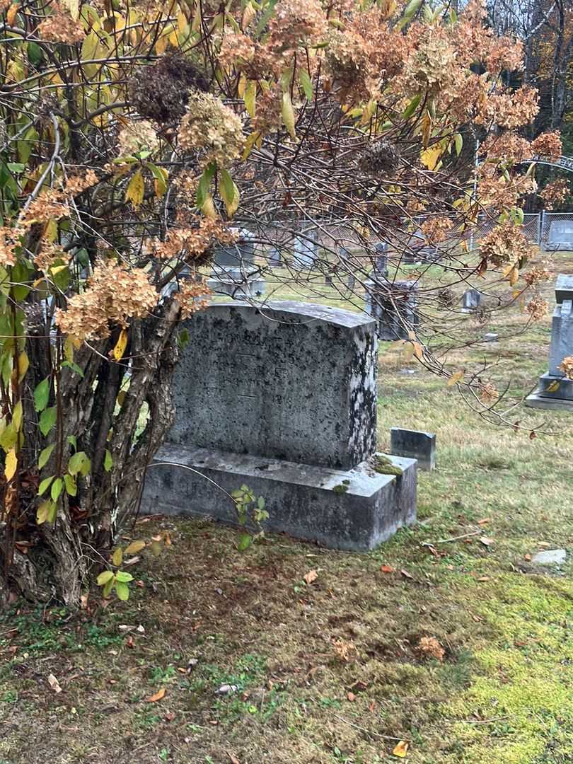 Josie Parker Smith's grave. Photo 2
