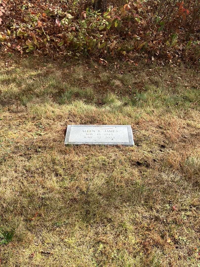 Allen L. James's grave. Photo 2