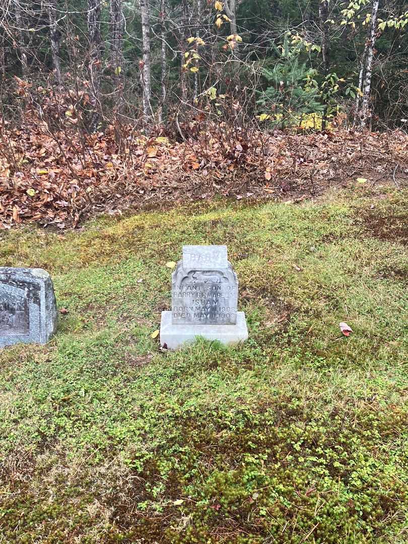 Infant Isham's grave. Photo 1