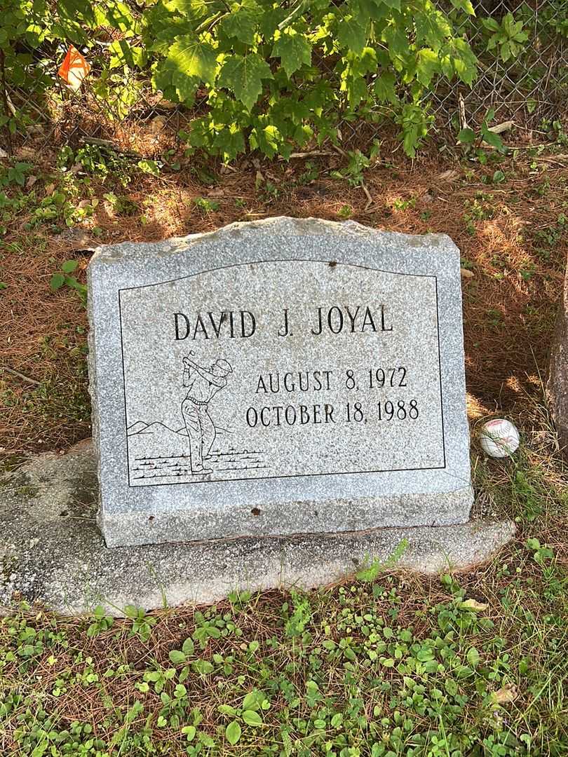 David J. Joyal's grave. Photo 2