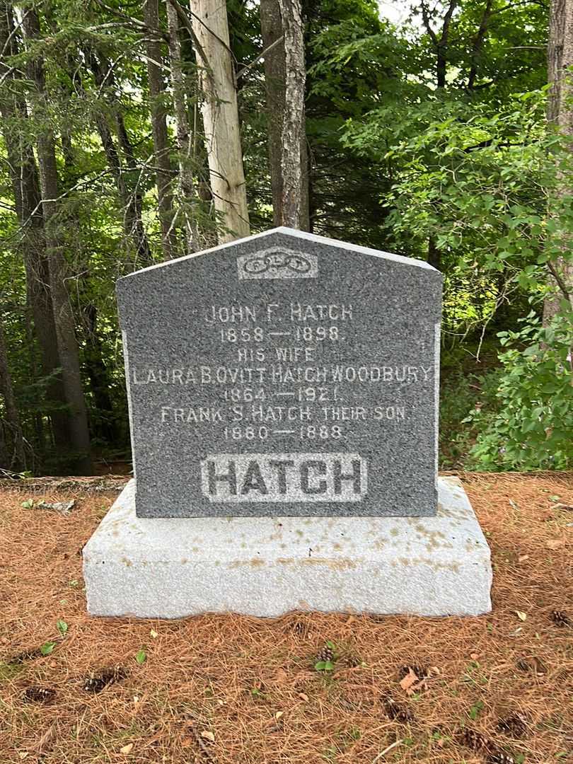 Laura B. Qvitt Hatch Woodbury's grave. Photo 2