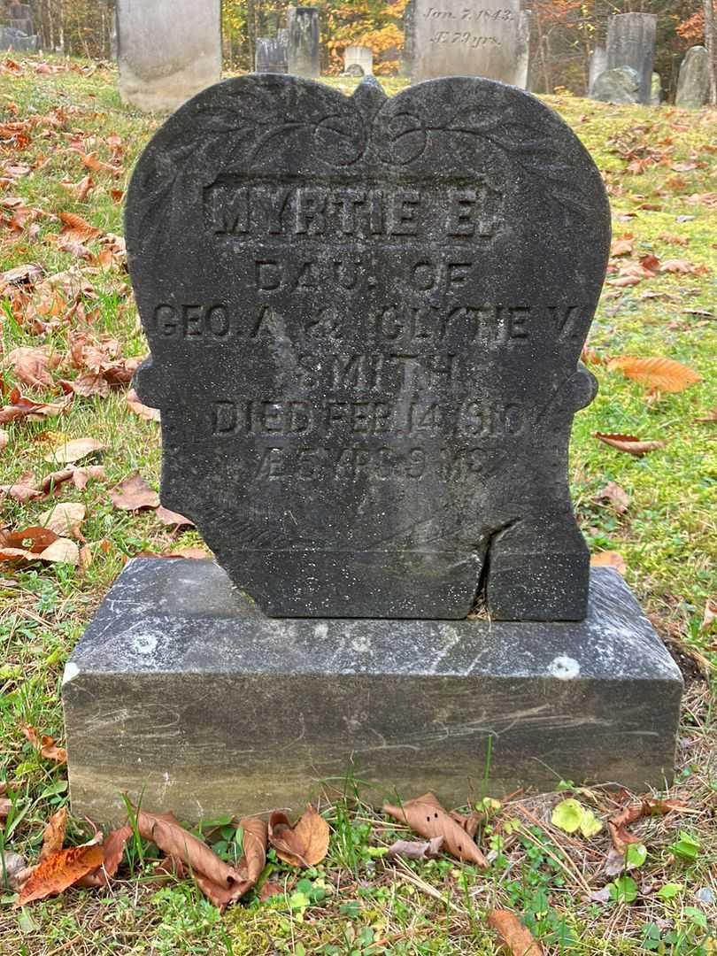 Myrtie E. Smith's grave. Photo 2