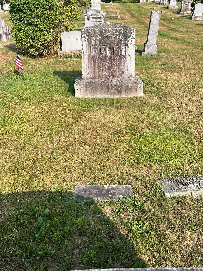 Henry J. Edney's grave. Photo 2