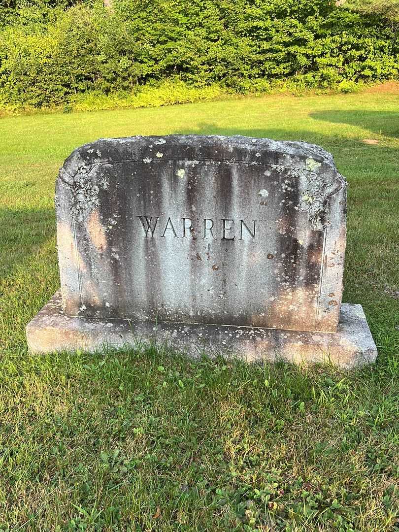 Lettie B. Warren's grave. Photo 1