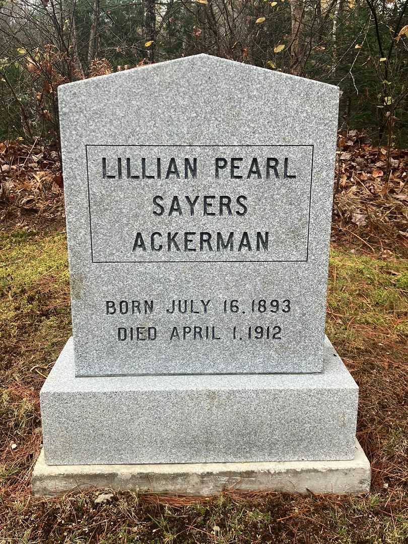 Lillian Pearl Sayers Ackerman's grave. Photo 2