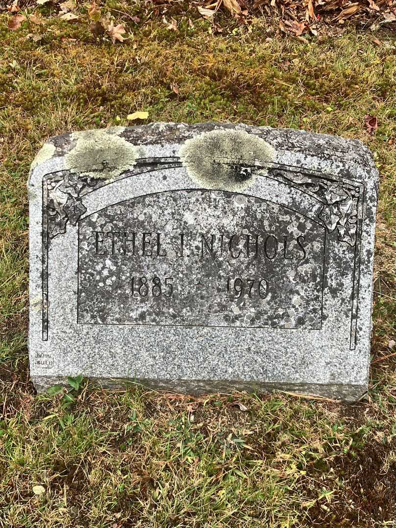 Ethel I. Nichols's grave. Photo 2